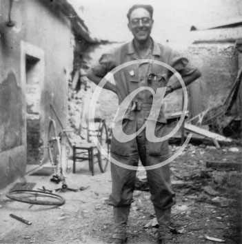 ECOUCHE(61150) 13 août 1944 Ecouché pendant la seconde guerre mondiale (col. Mau.) ECOUCHE(61150) 13 août 1944 Ecouché pendant la seconde guerre mondiale (col. Mau.)