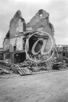 ECOUCHE(61150) 13 août 1944 Ecouché pendant la seconde guerre mondiale (col. Mau.) ECOUCHE(61150) 13 août 1944 Ecouché pendant la seconde guerre mondiale (col. Mau.)