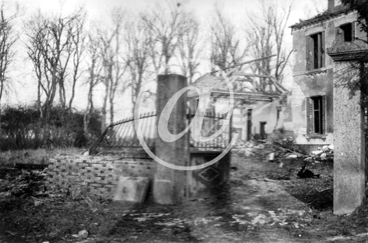 ECOUCHE(61150) 13 août 1944 Ecouché pendant la seconde guerre mondiale (col. Mau.) ECOUCHE(61150) 13 août 1944 Ecouché pendant la seconde guerre mondiale (col. Mau.)